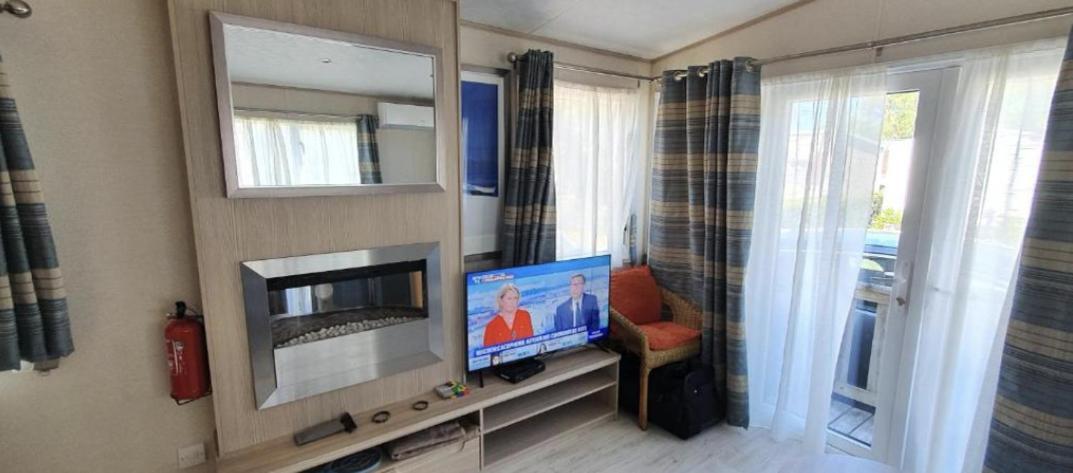 Detente Et Confort Au Bois Dormant Camping 4* Mh240 Сен-Жан-де-Мон Екстер'єр фото